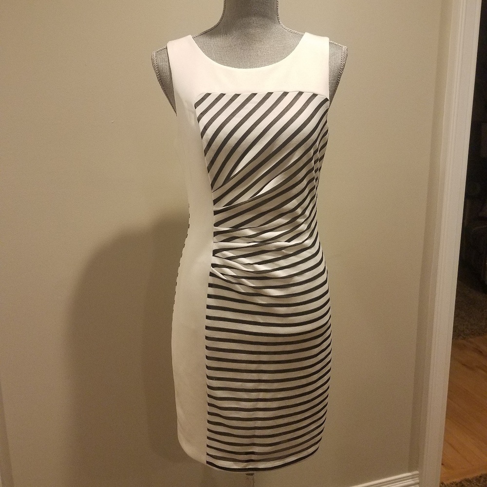 Guess Sleeveless Black & White Stripped Dress